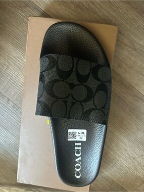 Coach Black Signature Logo Slide
